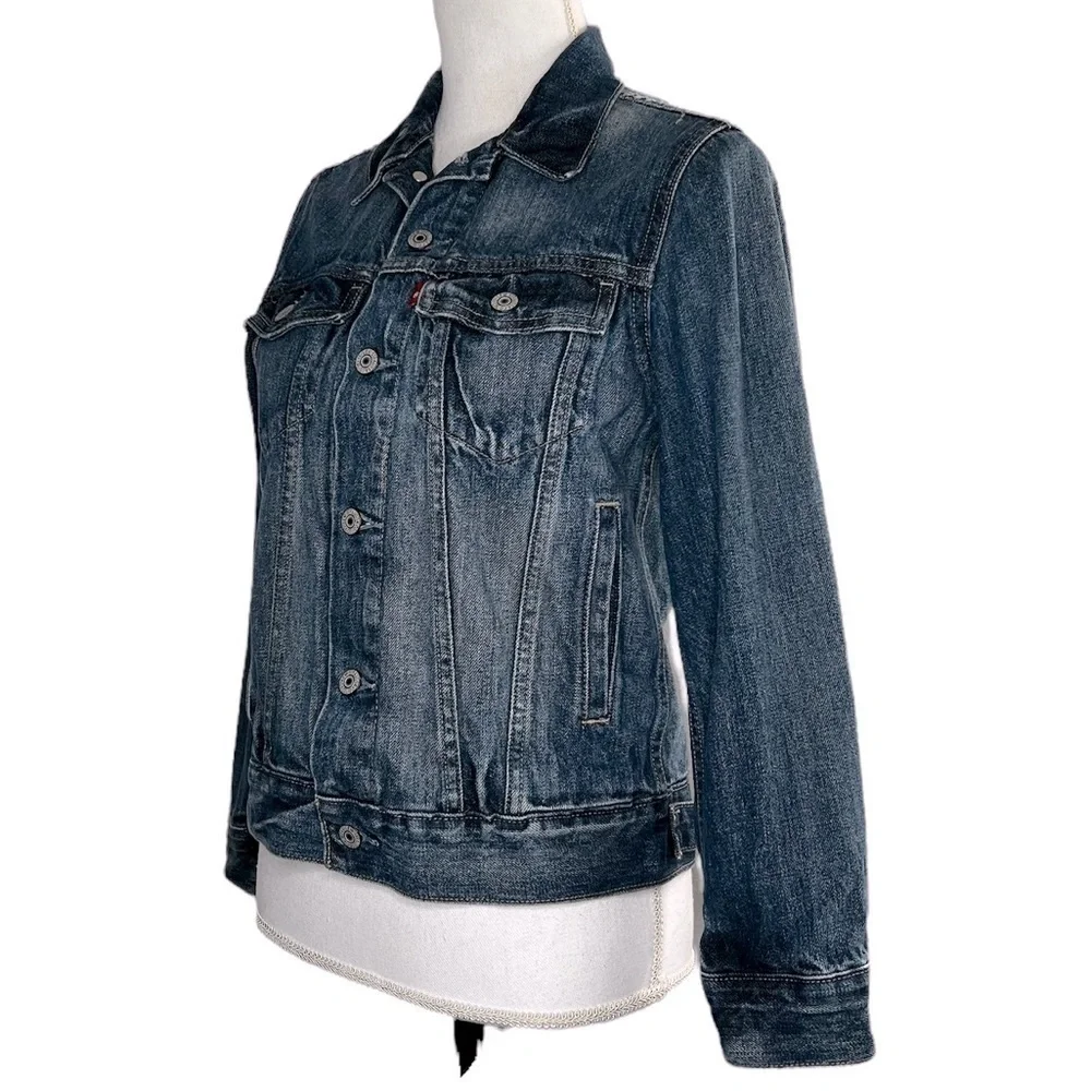 Levi Strauss Denim Jean Jacket - Picture 4 of 10